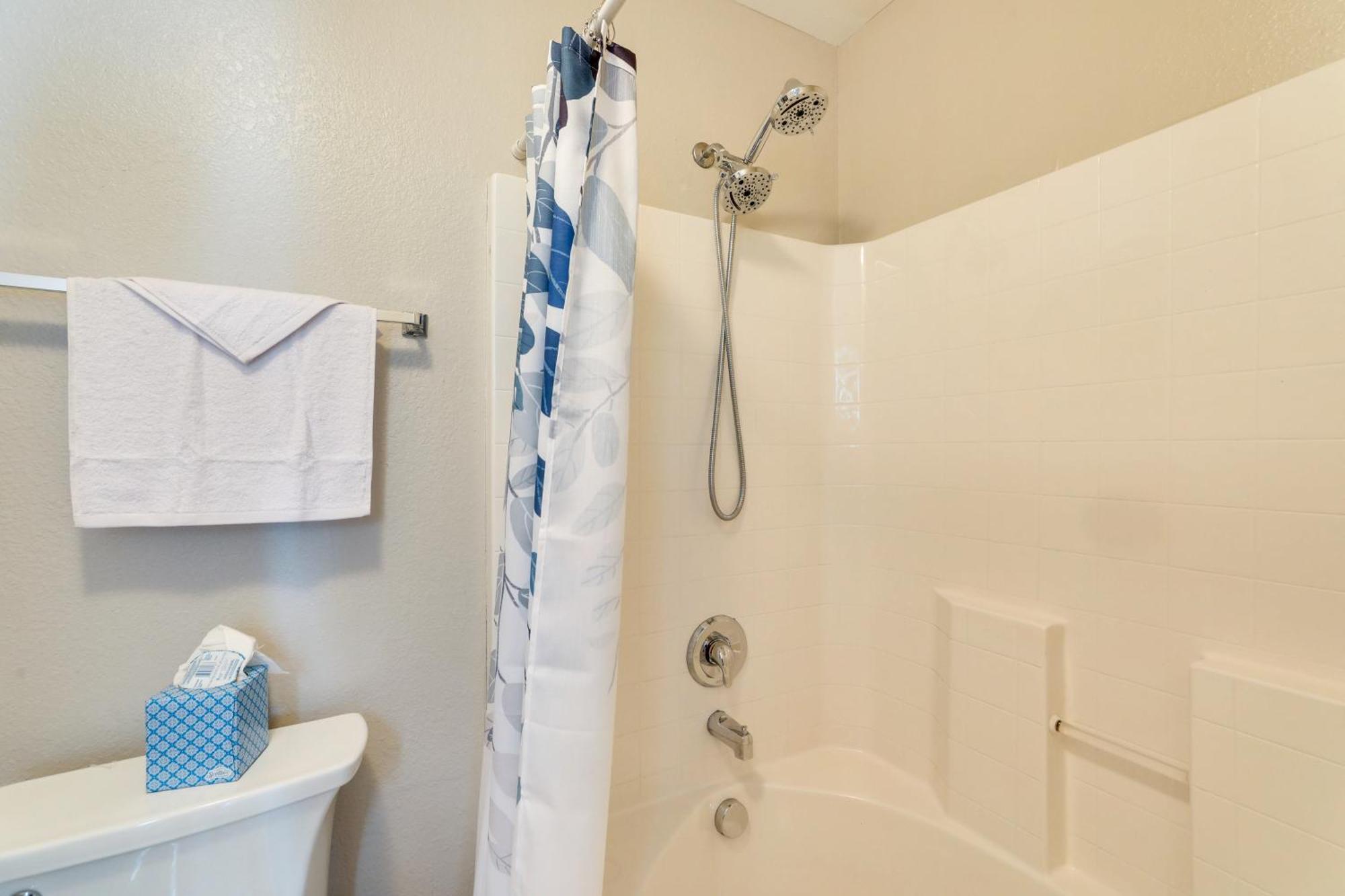 Charming North Charleston Townhome - Pets Welcome! Ngoại thất bức ảnh